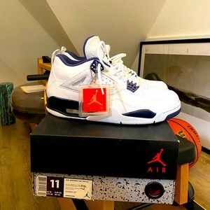 Air Jordan 4 Retro